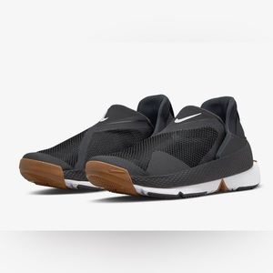 Nike Go FlyEase Black Gum Trainers Shoes 6.5 CW5883-003 Unisex